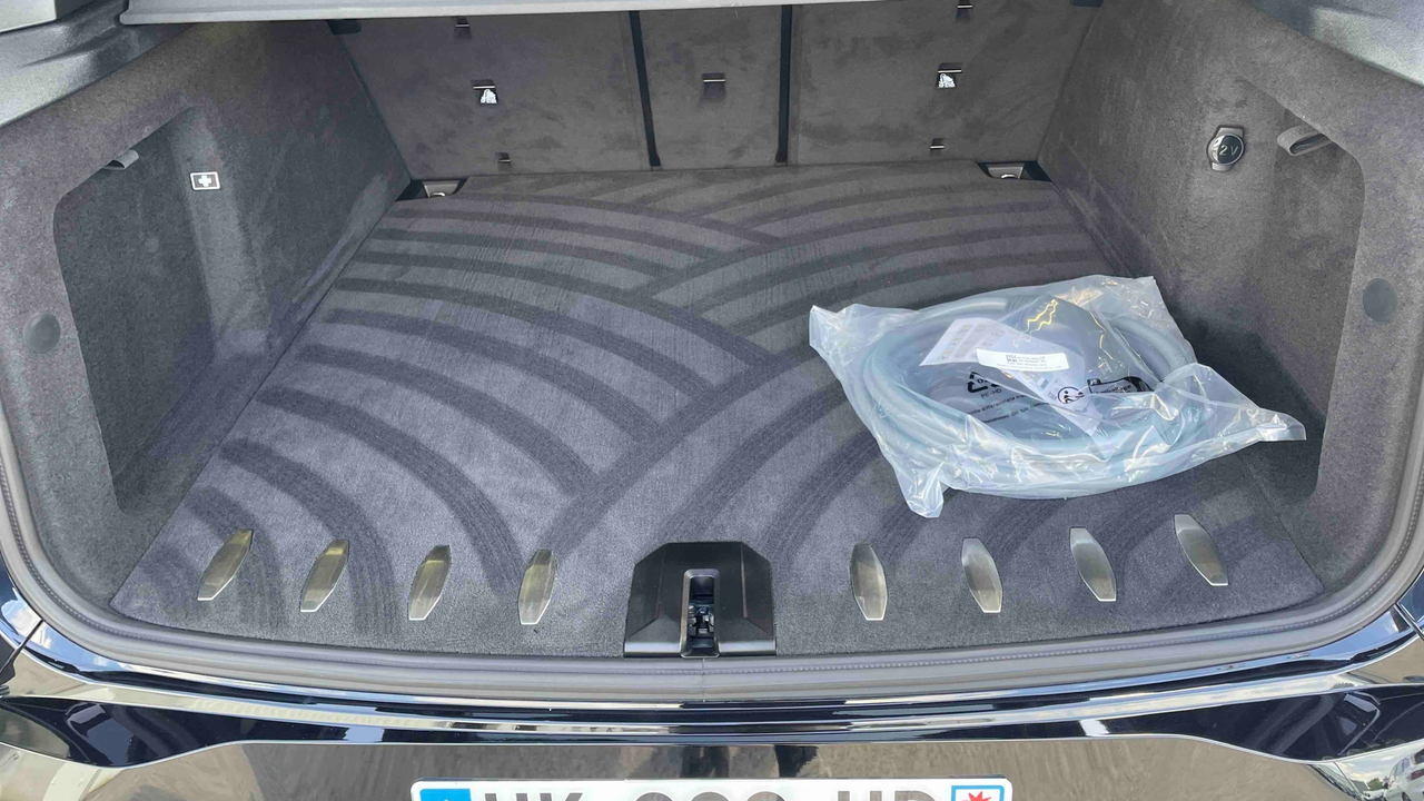 BMW XM 50e 476 ch BVA8 — photo 15