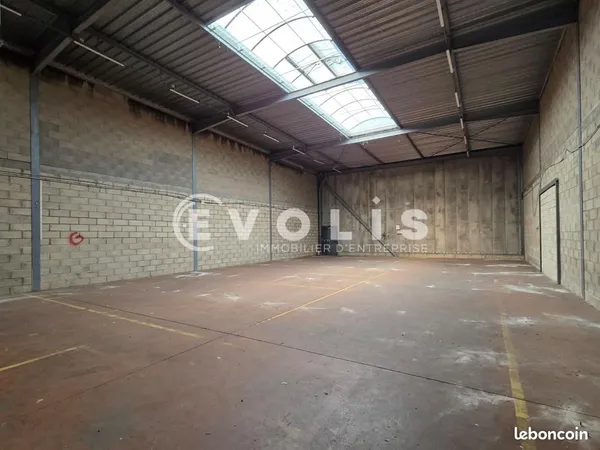 Local d'activité 430 m²