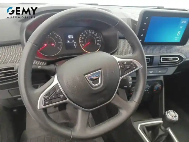 Dacia Sandero sce 65 - 22 — photo 28