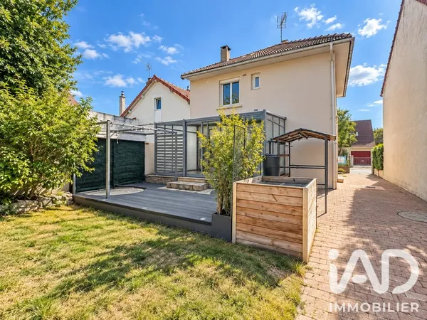 Maison 6 pièces 90 m²