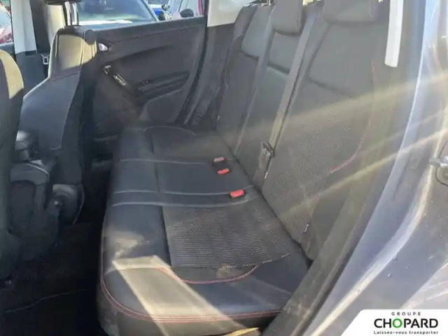 Peugeot 2008 puretech 130ch s&amp;s bvm6 — photo 10
