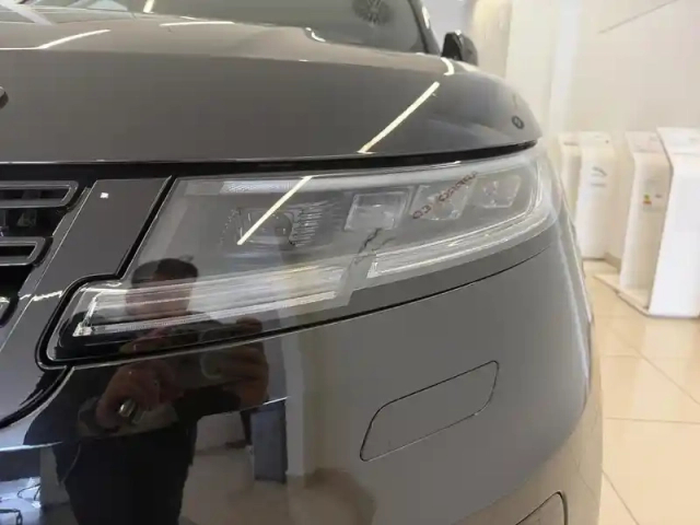 Land Rover Range Rover sport 3.0 p550e 550ch phev autobiography — photo 13