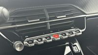 Peugeot 2008 1.2 Hybrid 145ch GT e-DCS6 — photo 15