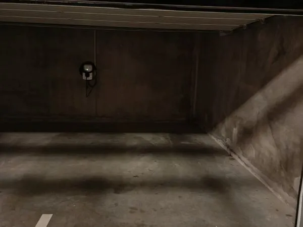 Parking - box - garage