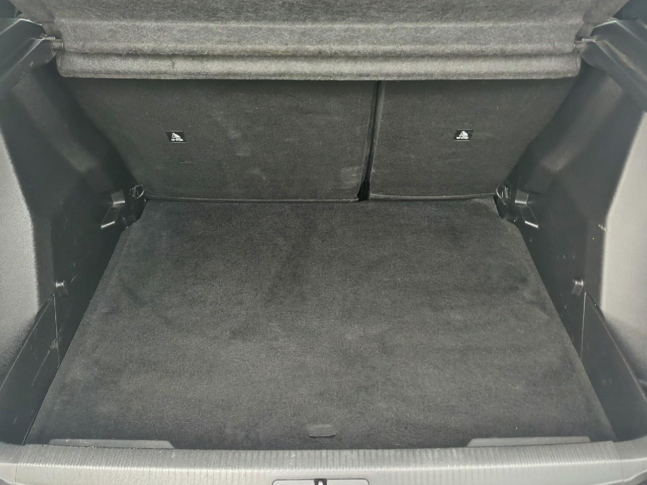 Peugeot 2008 puretech 100 s&s bvm6 active pack — photo 6
