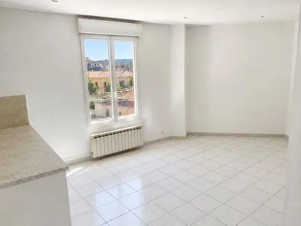 T 3-4 90 m2 en rdc Perrier