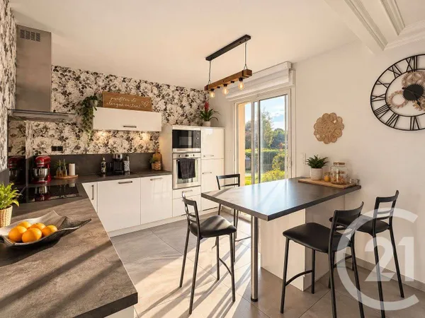 Maison 7 pièces 132 m²