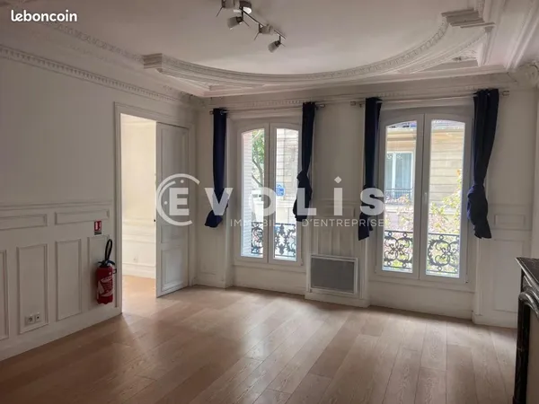 Bureau 463 m²