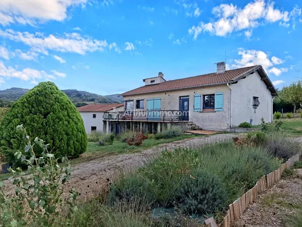 Ensemble Immobilier à LABRUGUIERE