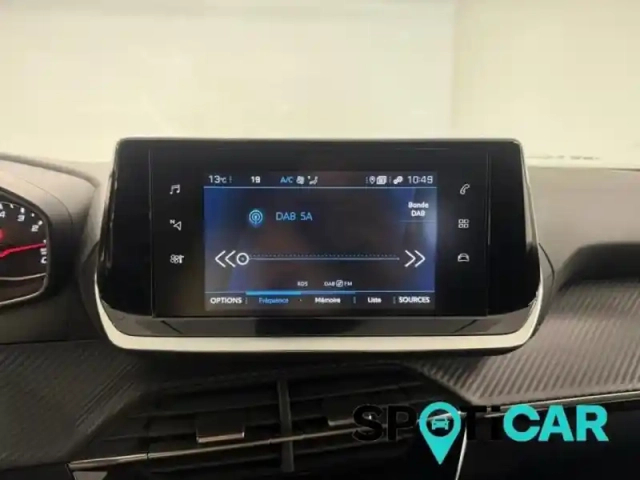 Peugeot 2008 1.2 puretech 130ch s&amp;s style eat8 — photo 15