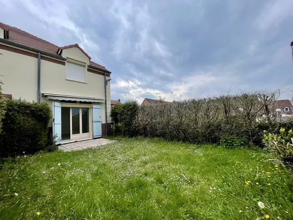 RONCHIN - T3 en duplex avec jardin et garage