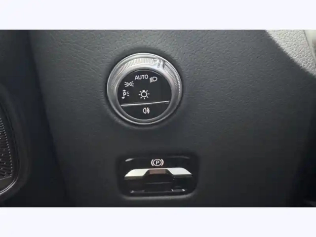 Mercedes Glc 300 e  hybrid eq 4matic am — photo 20