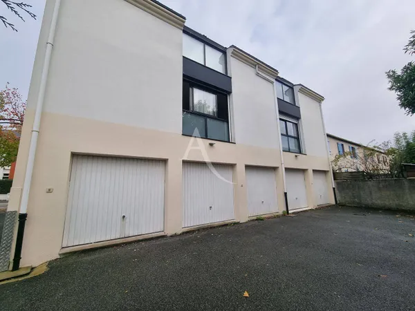 Immeuble 290 m²