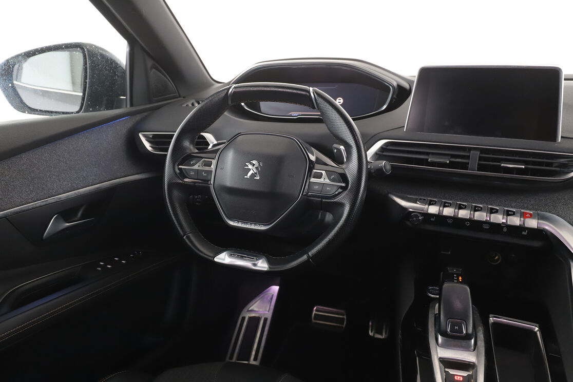Peugeot 3008 1.6 THP GT Line EAT6 — photo 12