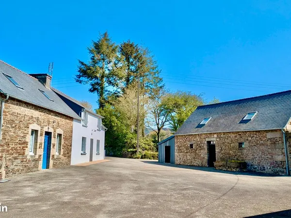 Maisons et corps de ferme