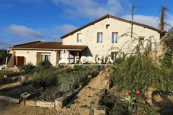 Maison 6 pièces 180 m²