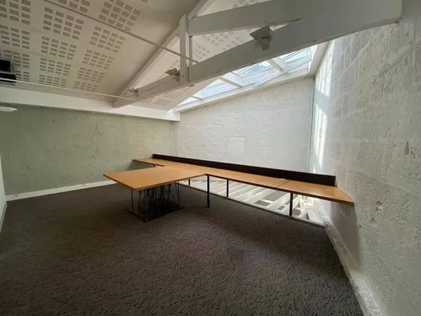 Bureaux 259 m²