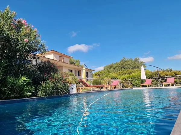 Propriété vue mer avec piscine à Sainte-Lucie-de-Porto-Vecchio