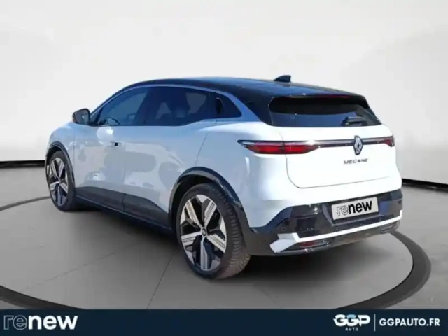 Renault Megane e-tech electric ev60 220ch iconic super charge — photo 3