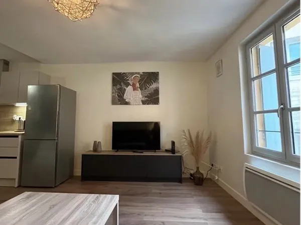 Duplex T2 56 m² - Écusson - Dernier étage - Rénové