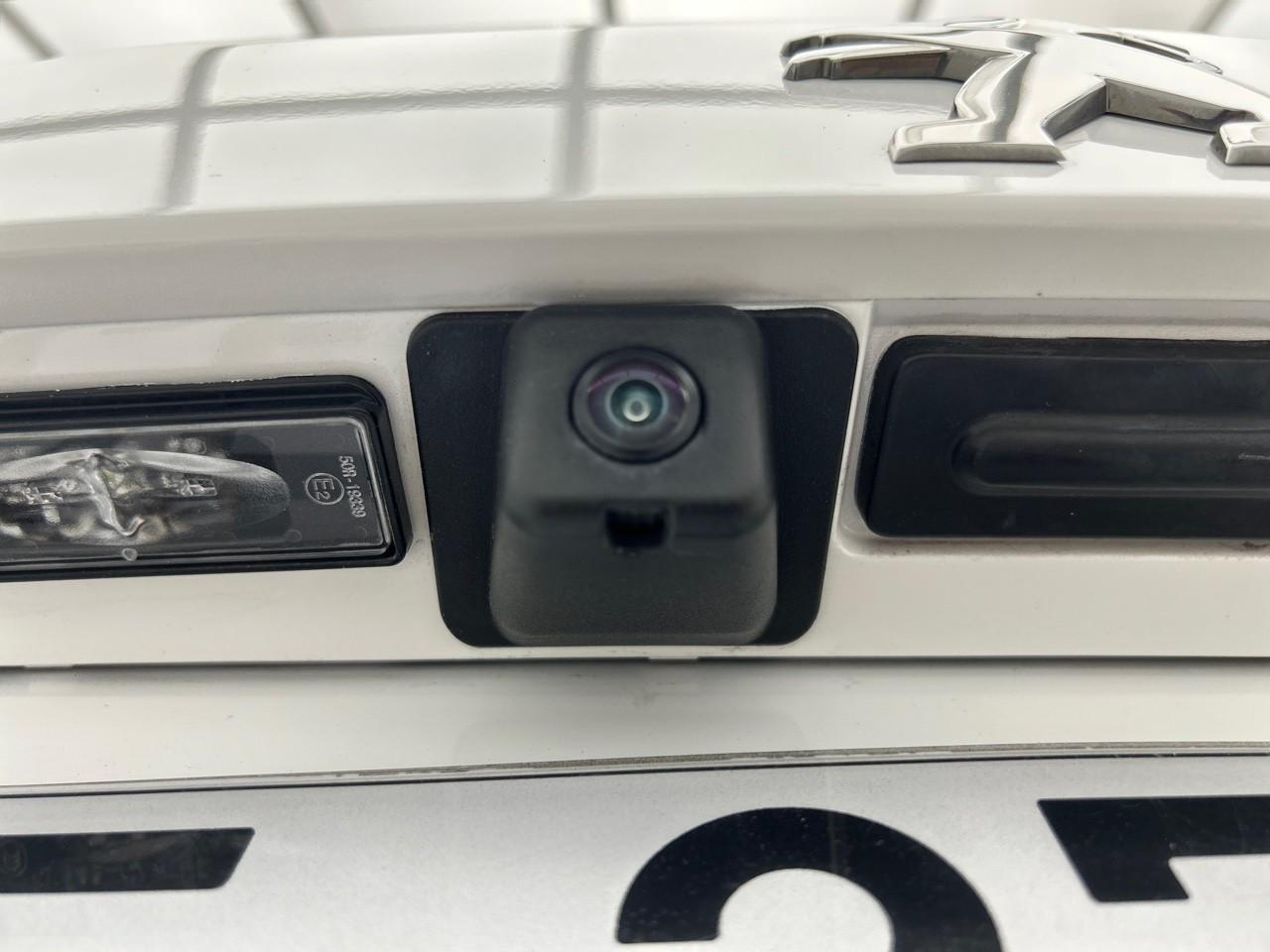 Peugeot 2008 puretech 130 s&s eat8 allure — photo 26