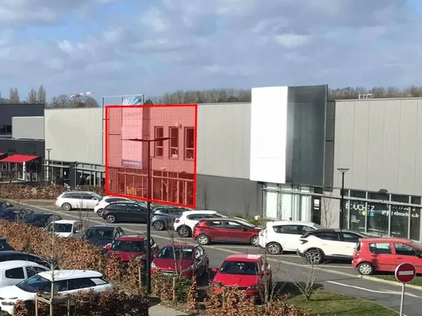 Local d'activité 232 m²