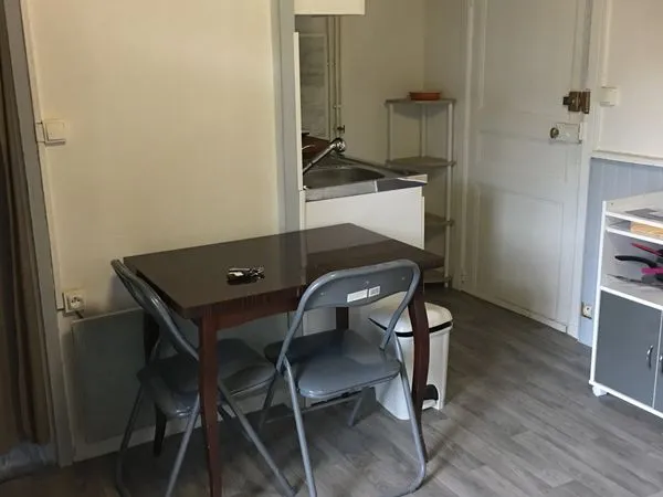 Appartement type studio meublé
