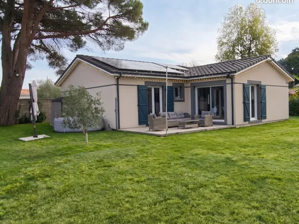 Maison de plain-pied récente (2018) - 97 m² - 3 chambres - Terrain 820 m² sans vis-à-vis