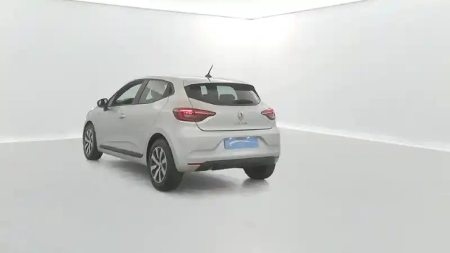 Renault Clio tce 90 — photo 12
