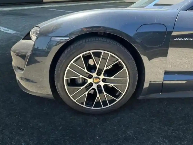 Porsche Taycan 408ch my23 — photo 11