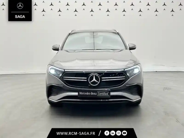 Mercedes Eqa 250+ amg line — photo 4