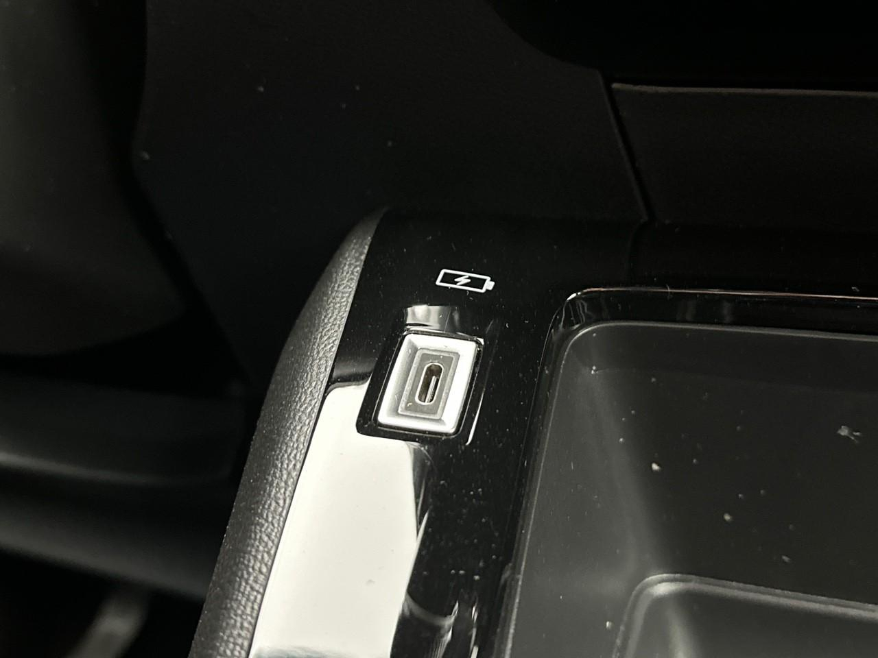 Peugeot 2008 puretech 100 s&s bvm6 style — photo 27