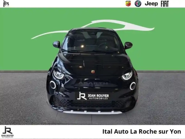 Abarth 500 e 155ch 42kwh  4cv (prime cee de 3600? déduit) — photo 2