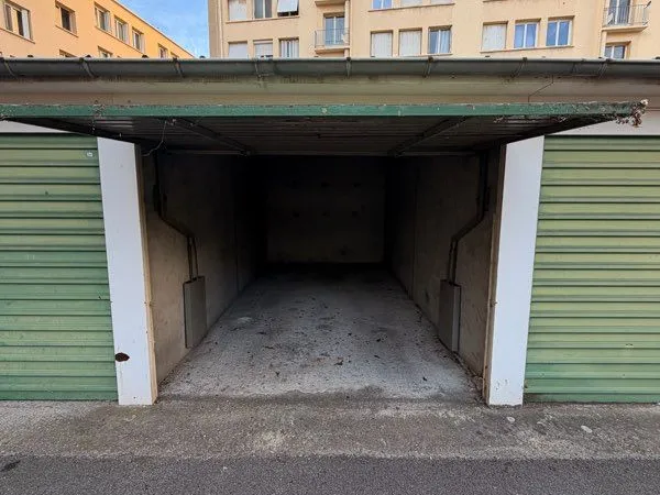 Garage Box Lyon 8