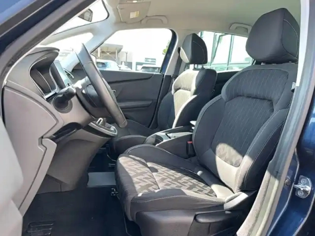 Renault Scenic blue dci 120 — photo 9