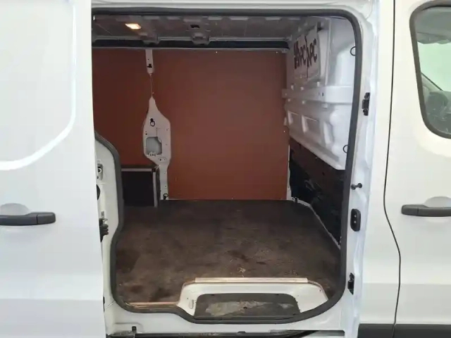Renault Trafic fgn l1h1 2800 kg blue dci 130 — photo 16