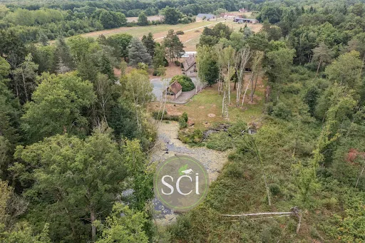 Propriété 301 m²