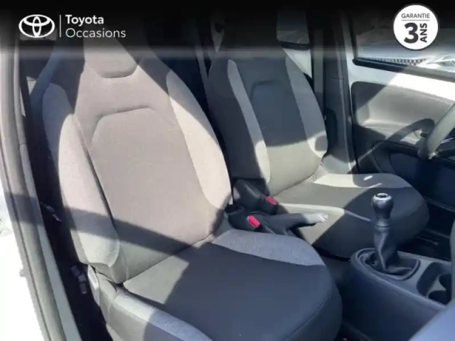 Toyota Aygo x 1.0 vvt-i 72ch dynamic my24 — photo 6