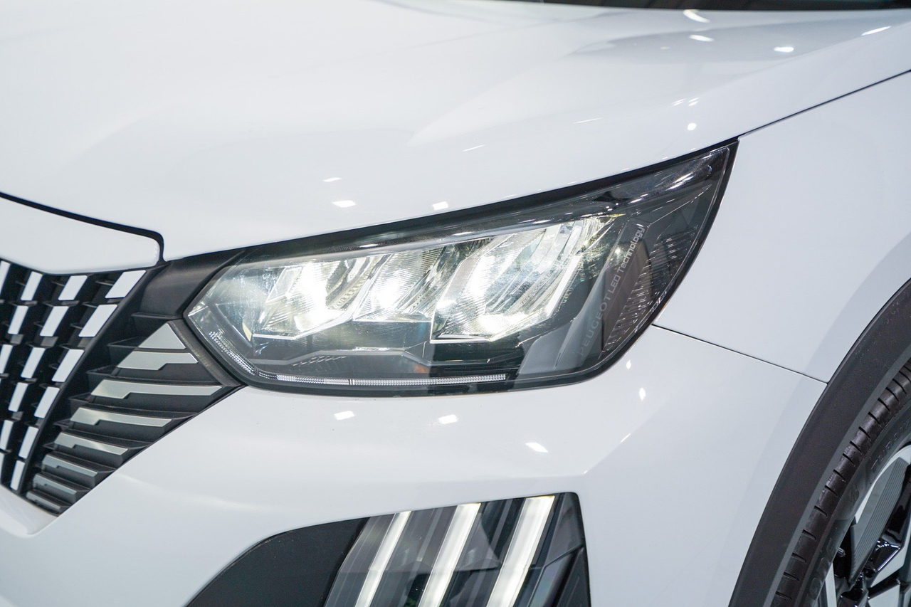Peugeot 2008 — photo 9