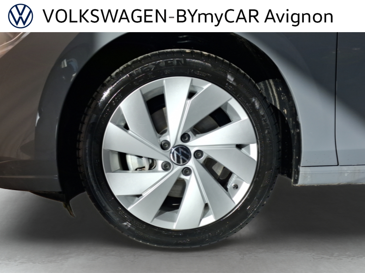 Volkswagen Golf 1.5 eHybrid 204 DSG6 — photo 9