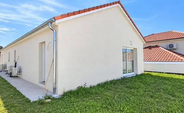 Maison de plain-pied 3 pièces 73 m²