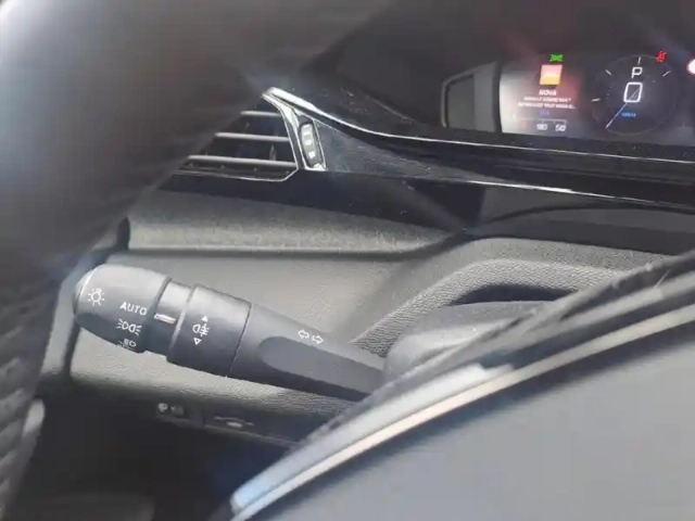 Peugeot 308 bluehdi 130ch s&amp;s eat8 allure — photo 18