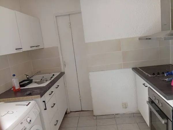 Studio 1 pièce 28 m²