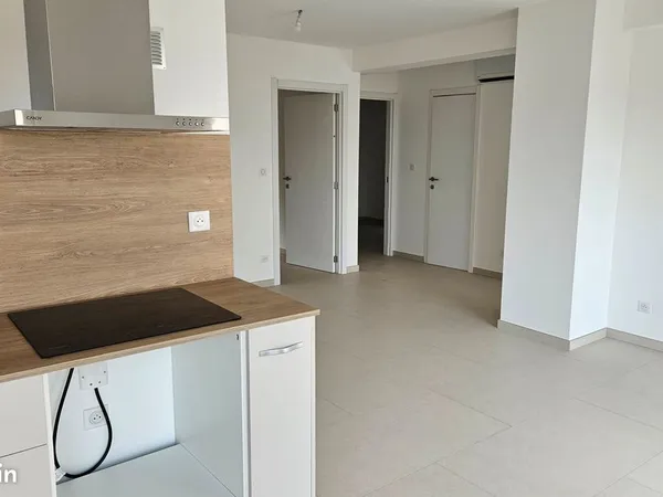 T4 Ajaccio état neuf (rénovation totale achevée en septembre 26)