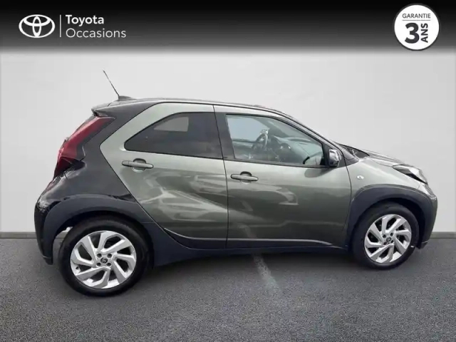 Toyota Aygo X 1.0 vvt-i 72ch design — photo 9
