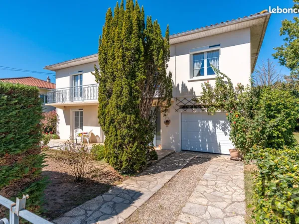 Maison 7 pièces 148 m²