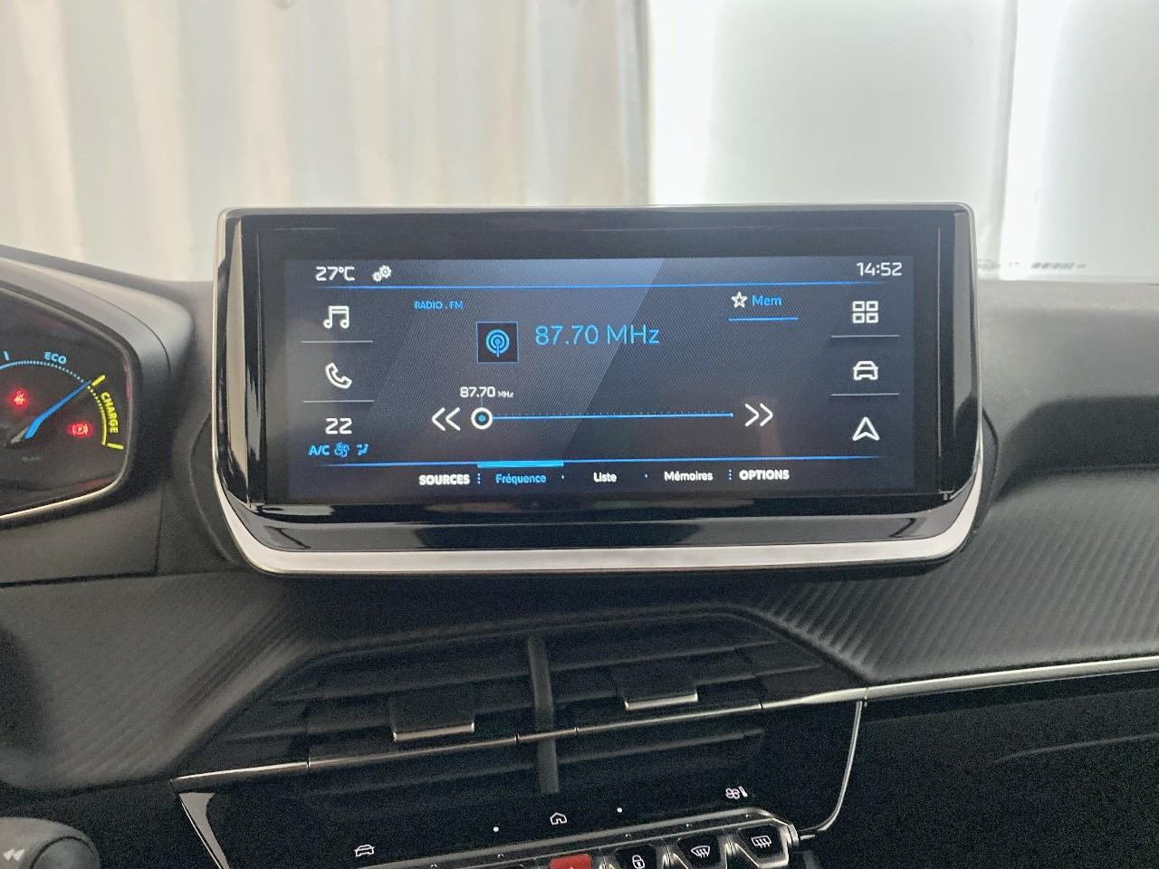 Peugeot 2008 hybrid 145 ch e-dcs6 style — photo 14