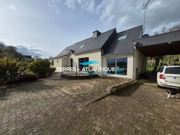 Maison 11 pièces 220 m²