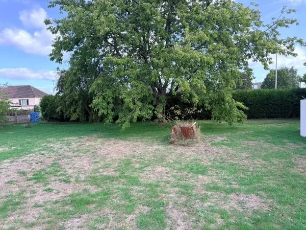 Terrain 800 m²