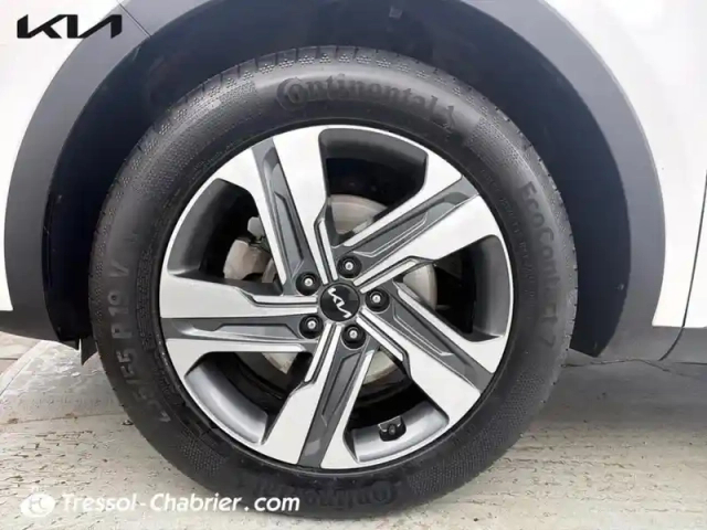 Kia Sorento 1.6 t-gdi hybride rechargeable 265 ch 5pl 4x4 bva6 design — photo 15